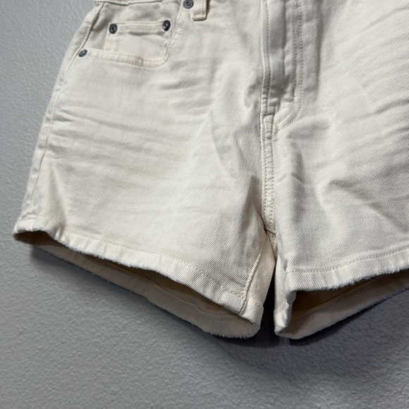 American Eagle Stretch Super High-Waisted Relaxed Short - Picture 9 of 16